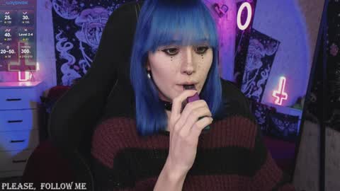  MORE ME   online show from December 2, 10:56 pm