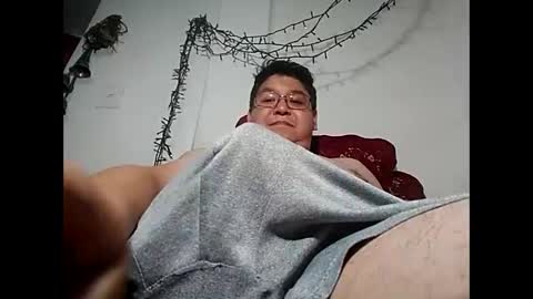 elimposstor online show from December 8, 10:47 pm