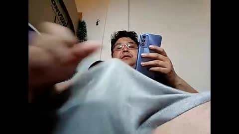 elimposstor online show from January 6, 8:18 pm