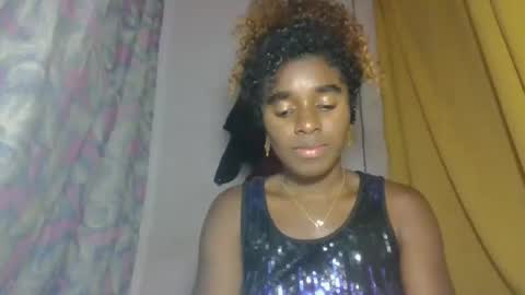 elina981 online show from April 12, 10:42 am