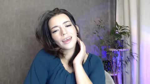 Snapshot of elinapretty chatting on October 4, 11:25 pm Elina online show from October 4, 11:25 pm