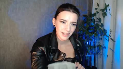 Snapshot of elinapretty chatting on October 20, 12:00 am Elina online show from October 20, 12:00 am