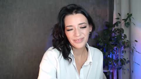 Snapshot of elinapretty chatting on October 22, 11:59 pm Elina online show from October 22, 11:59 pm