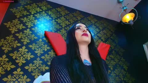 Snapshot of elinne_hendrix_ chatting on November 9, 12:36 pm Elinne hendrix online show from November 9, 12:36 pm