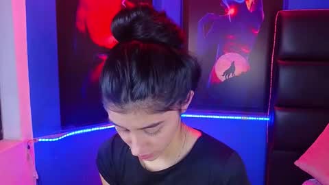 Snapshot of elisa_soul chatting on October 15, 1:33 pm Elisa Soul online show from October 15, 1:33 pm