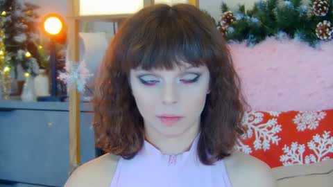 Snapshot of elisabethdavis chatting on December 13, 7:53 pm ElisabethDavis online show from December 13, 7:53 pm