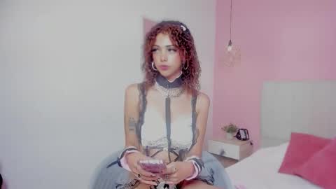 elisabethflores online show from September 30, 1:05 pm