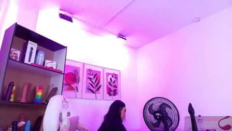 Elisce cloud online show from November 15, 12:02 pm