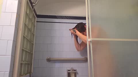 elisehipele online show from September 21, 10:06 am