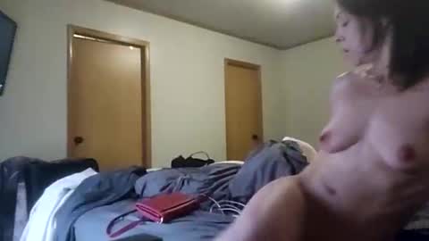 elisehipele online show from November 13, 9:58 pm