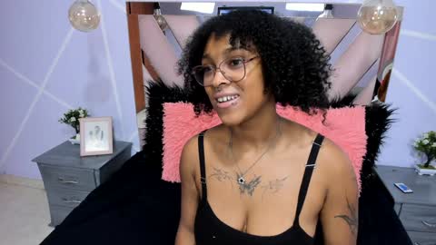 Snapshot of elit_noa chatting on January 31, 7:40 pm elit noa online show from January 31, 7:40 pm