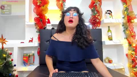 Snapshot of elith_berry69_ chatting on January 5, 8:52 pm elith_berry69_ online show from January 5, 8:52 pm