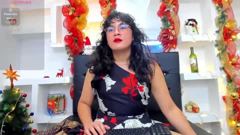 Snapshot of elith_berry69_ chatting on January 6, 9:11 pm elith_berry69_ online show from January 6, 9:11 pm