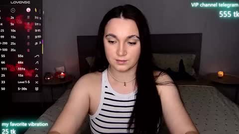 Snapshot of eliz_v_ta chatting on September 17, 8:32 pm Eliz online show from September 17, 8:32 pm