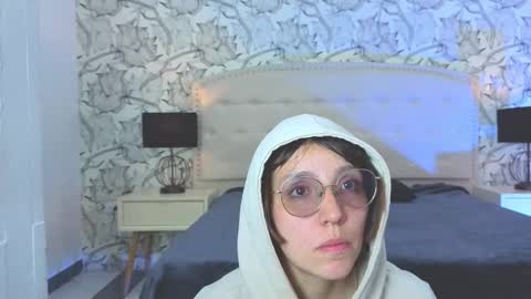 Eliza online show from March 12, 7:20 pm