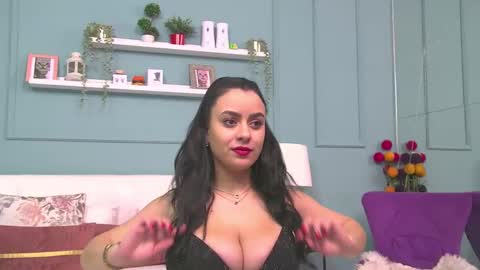 Snapshot of eliza_ibara chatting on March 2, 1:05 pm Eliza online show from March 2, 1:05 pm