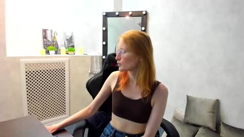 Elizabeth online show from February 12, 11:18 am