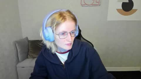 Elizabeth online show from September 22, 12:56 am