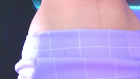 Snapshot of elizabethcampbell chatting on November 12, 7:35 pm Lizzy online show from November 12, 7:35 pm