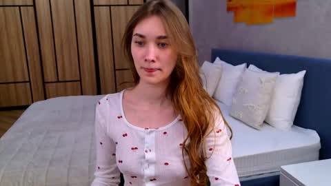 Elizabeth online show from March 14, 4:01 pm