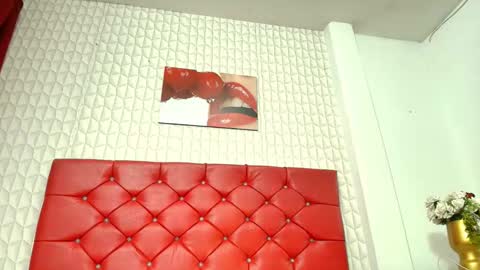 elizabetth_roman online show from February 6, 9:18 pm