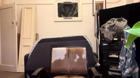 Snapshot of elizaday388 chatting on January 6, 12:35 pm elizaday388 online show from January 6, 12:35 pm