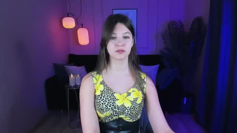 Eliza online show from January 12, 3:57 pm