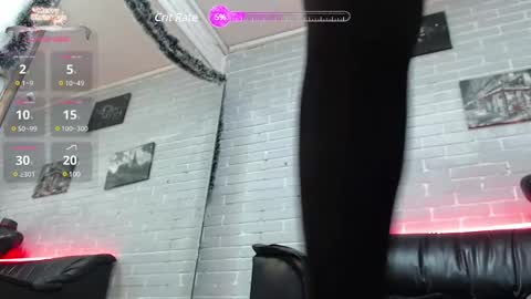 Snapshot of elizatex chatting on January 3, 10:08 pm online show from January 3, 10:08 pm