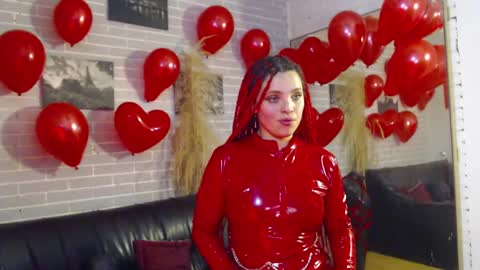 Snapshot of elizatex chatting on February 19, 2:44 am online show from February 19, 2:44 am