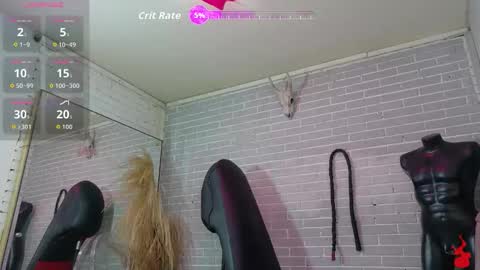 Snapshot of elizatex chatting on November 12, 9:25 pm online show from November 12, 9:25 pm