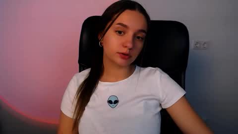 elizsun online show from November 13, 9:19 am