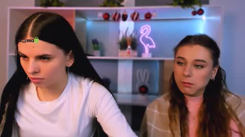 ella_coco online show from January 9, 7:44 am