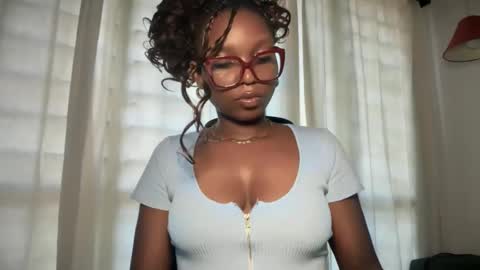 Ella online show from January 16, 9:24 am