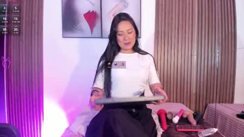 ella rouse online show from September 9, 11:54 am