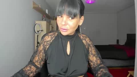 Snapshot of ella_sweety0 chatting on September 30, 3:50 pm Ella online show from September 30, 3:50 pm