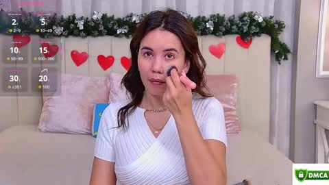 Ella online show from September 18, 4:14 am