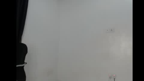 ella online show from November 13, 5:28 am