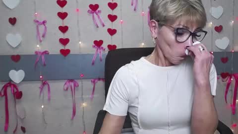 EllaBonito online show from March 7, 10:24 am