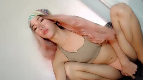 ellah_bonita online show from January 10, 9:34 am