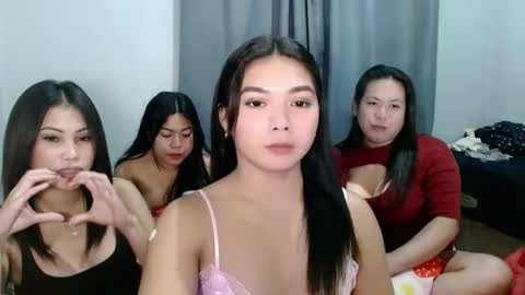 ELLAH online show from February 9, 6:39 am