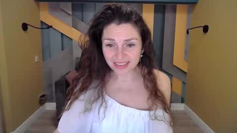 Snapshot of ellalongs chatting on December 15, 4:04 pm EllaLongs online show from December 15, 4:04 pm