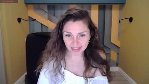 Snapshot of ellalongs chatting on December 22, 12:49 pm EllaLongs online show from December 22, 12:49 pm