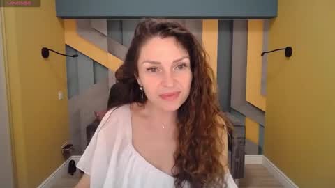 EllaLongs online show from January 18, 12:26 pm