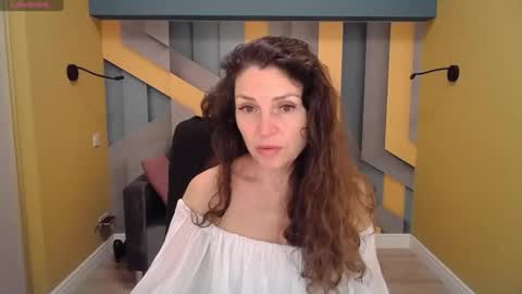 Snapshot of ellalongs chatting on January 25, 12:26 pm EllaLongs online show from January 25, 12:26 pm