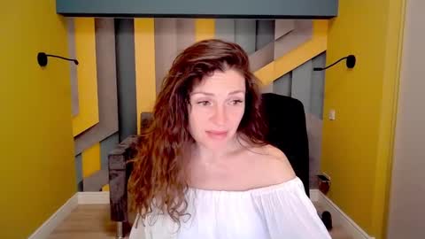 Snapshot of ellalongs chatting on February 21, 12:39 pm EllaLongs online show from February 21, 12:39 pm