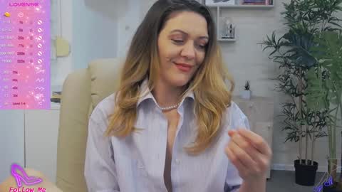            online show from January 30, 11:22 am