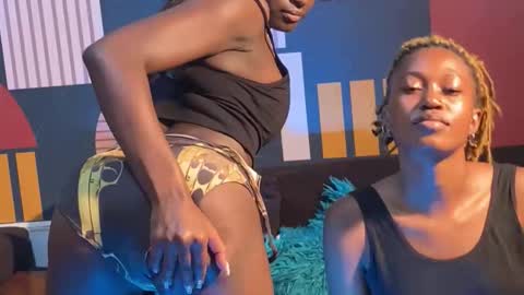 Ellanda Dolly online show from November 7, 10:10 pm