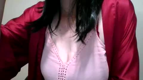 Elle online show from January 12, 12:49 am