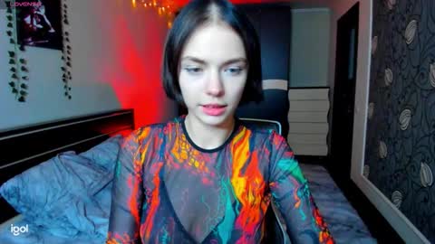 Luna online show from October 2, 5:31 pm