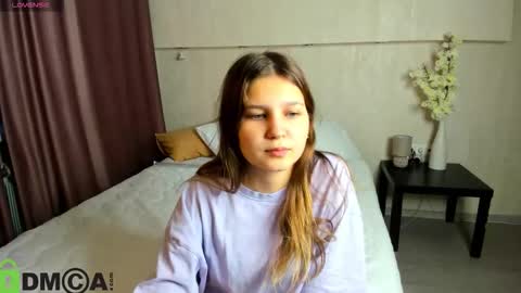 Snapshot of elle_ellise chatting on September 30, 12:15 am elle_ellise online show from September 30, 12:15 am